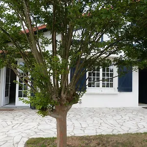  Hébergement de vacances T2 Bord De